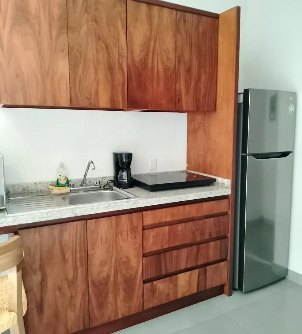 Deluxe Apartments Azure Бакалар