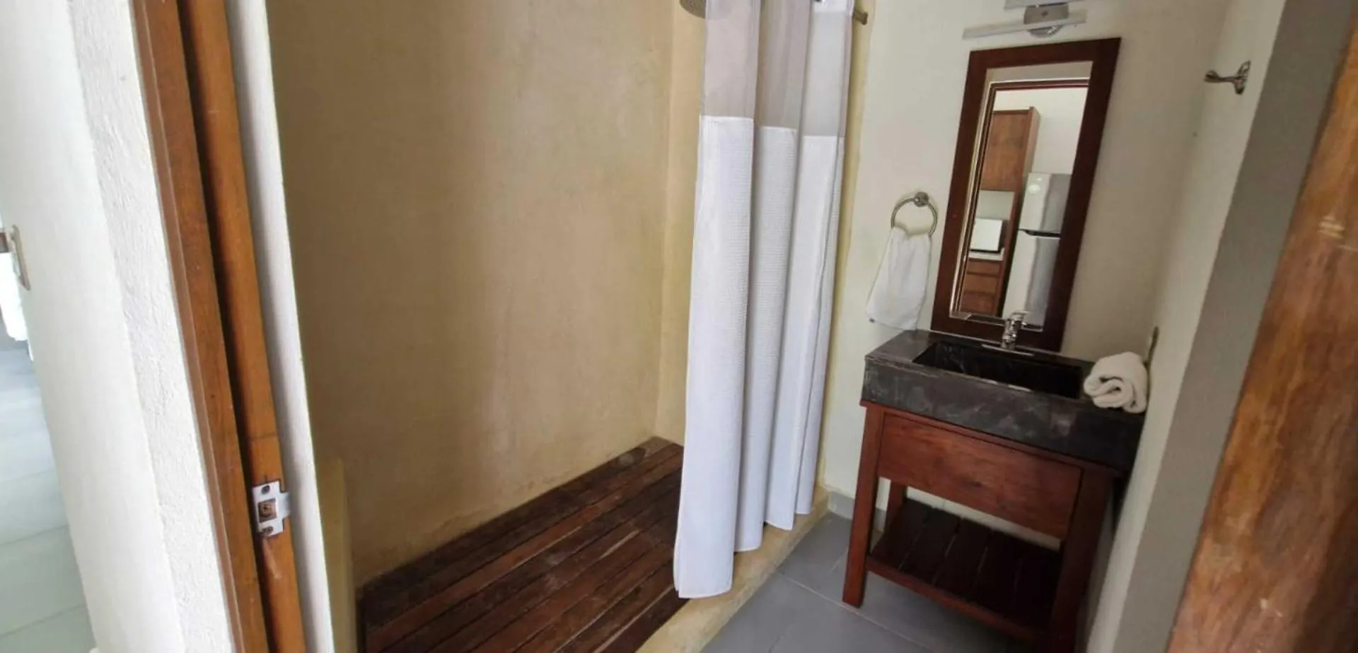Апарт-отель Deluxe Apartments Azure Бакалар Мексика